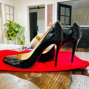 Christian Louboutin patent leather black heels 8.5